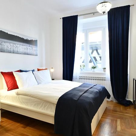 Apartment Elara ซาเกร็บ ภายนอก รูปภาพ